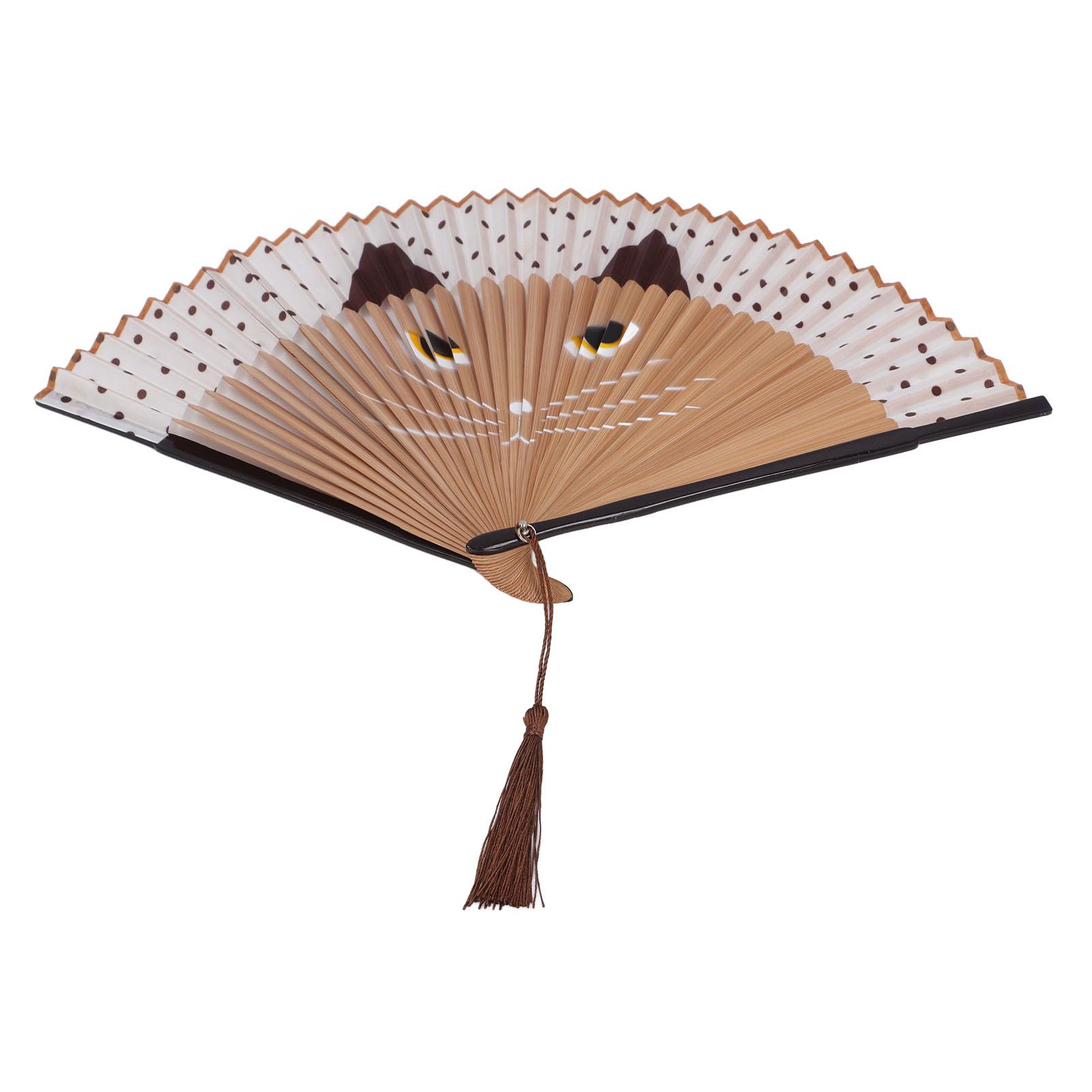 

Складной веер с изображением мультяшного кота, женский, ручной, декоративный, японский, винтажный, из бамбука с кисточкой, чехол для коричневый