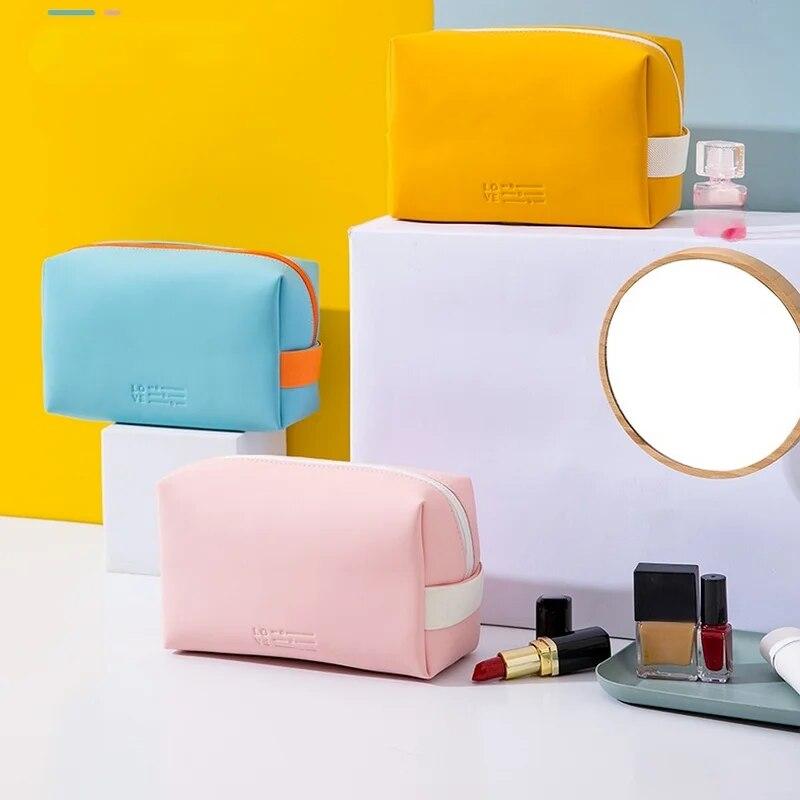 Dámská cestovní kosmetická taška Vodotěsná PU kůže Roztomilé bonbóny Barvy Ženy Taštičky na make-up Přenosné toaletní tašky Organizér