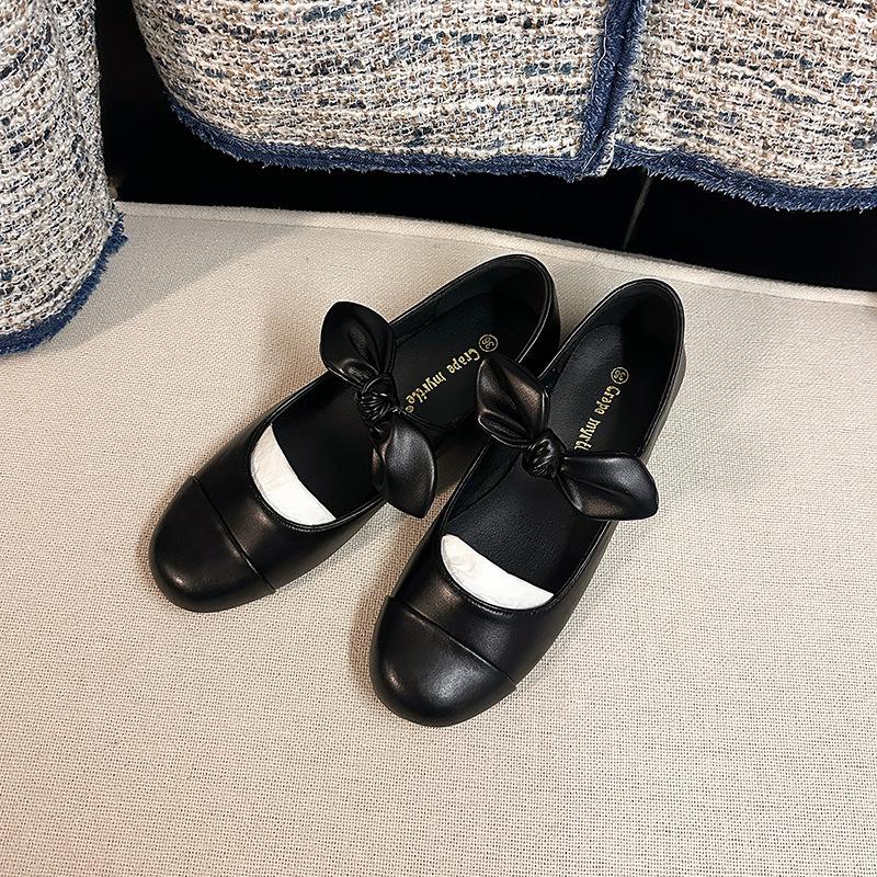 2026 Early Spring New Xiaoxiangfeng Round Head Bow Flat Bottom Ballet Single Shoes Women's Leather Mary Jane