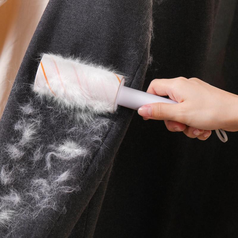 Innowell Mini Lint Roller with Retractable Handle, Portable Clothes Hair Remover, Tear-and-Use Replacement Paper