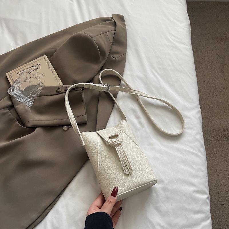 Crossbody Bag Women's 2025 New Trend Fashion Bucket Bag Lychee Pattern Shoulder Bag Mobile Phone Bag