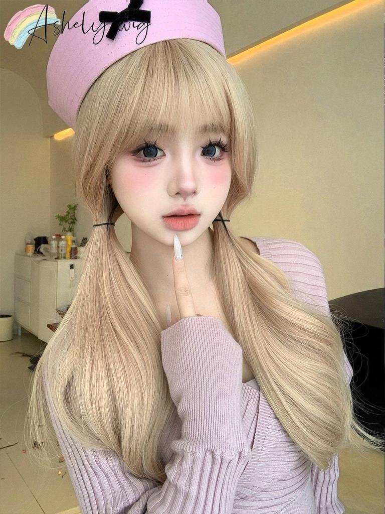 Synthetic Heat-Resistant Long Natural Wave Blonde Wigs with Bangs 24 Inches LongFor Daily Use Natural Realistic False Hairpiece