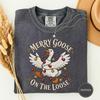 Merry Goose On the Loose Shirt, Funny Christmas Goose Tee, Silly Goose Holiday Gift, Goose Lover Shirt, Farm Bird Christmas Tee