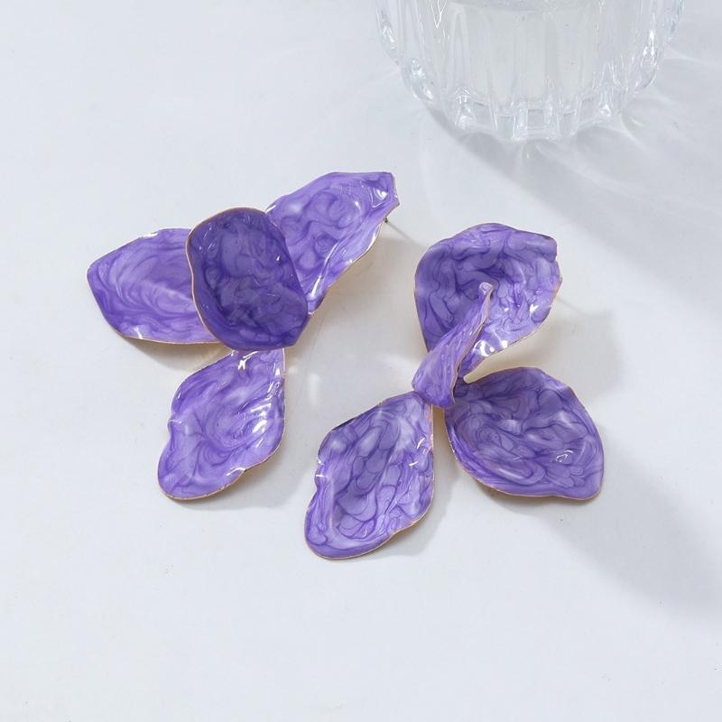 Sophisticated Earrings Ear Jewelry Flower Studs Earrings Unique Ear Pendant Alloy Texture Ear Pin for Fashion Lover