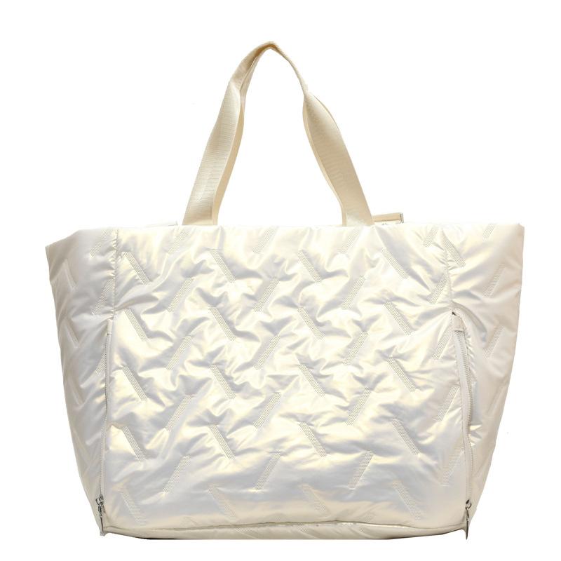 Autumn and winter new travel bag single shoulder portable large-capacity cotton clothing bag pearlescent leather film Korean version fitness bag