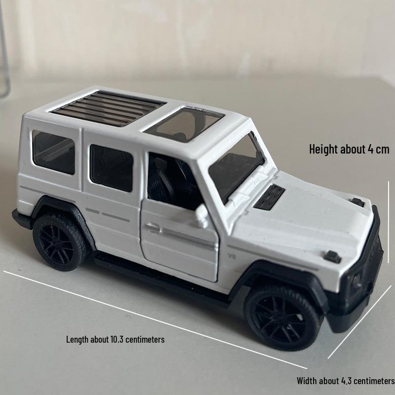1:43 Alloy Pull-Back Sports Car Toy Figurine for Kids - Claw Machine Gashapon Gift.