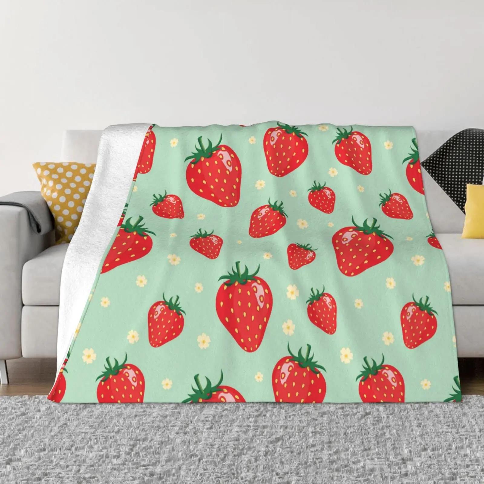 Pink Strawberry Theme Throw Blanket Fruit Pattern Decor Blanket for Bedroom Living Room Sofa Soft Cozy King Queen Plush Throw 75x90cm