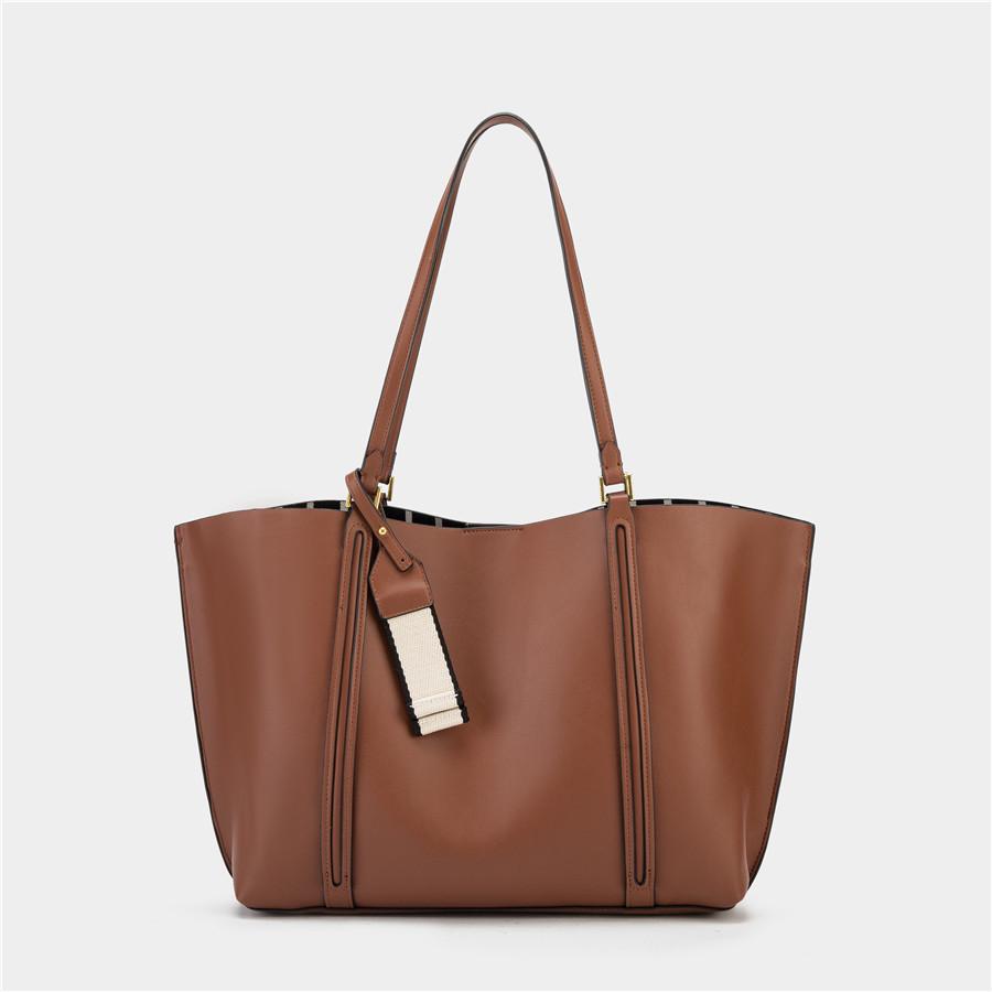 

2025 Retro Cross-border Tote: Versatile Large-Capacity Shoulder Bag for Work & Outings 36.5*12*29.5 cm