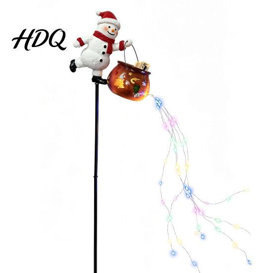 Fairytale Style Lawn Lights Christmas Garden Stake Light 3D Santa/Snowman Holding Glowing Cauldron Yard Weather Resistant Decorations Lamp