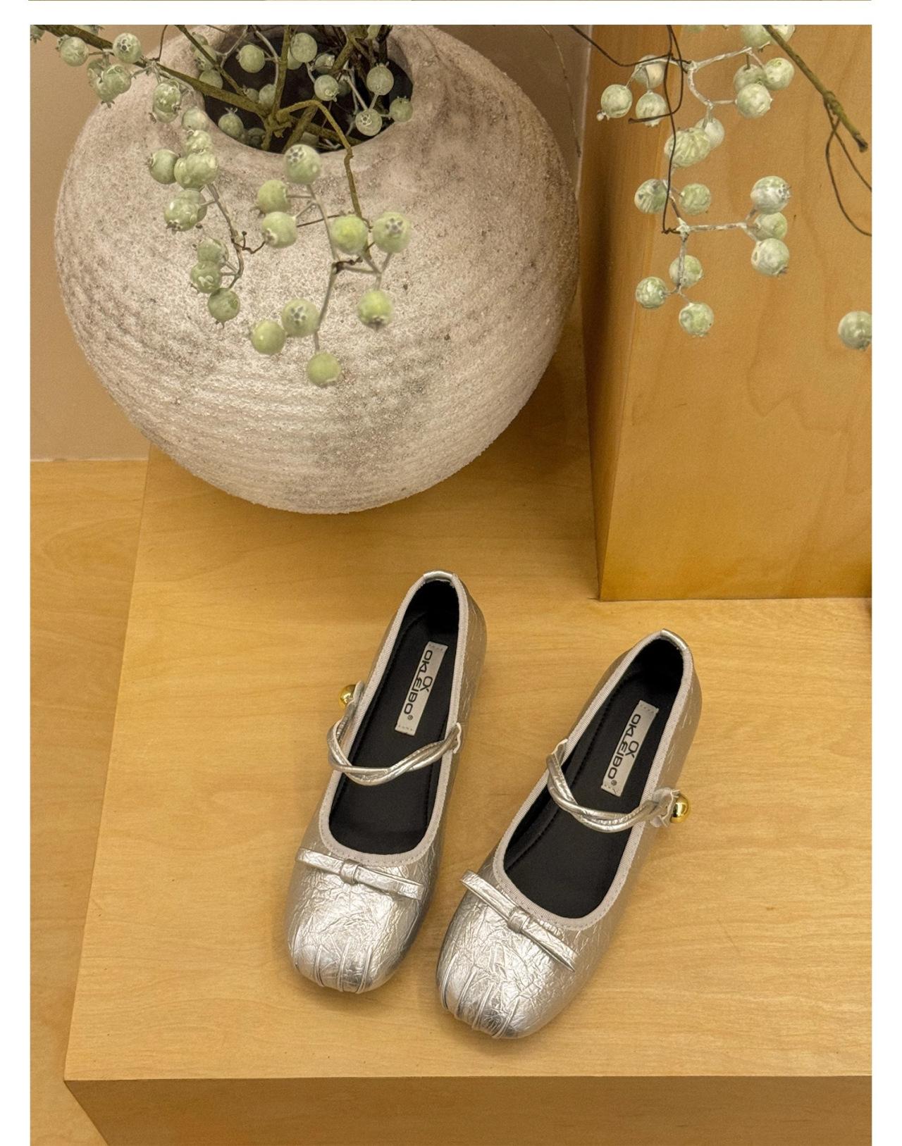 

Square head word spring and autumn low versatile buckle inner height increase heels bow 2025 French Mary Jane shoes single shoes light mouth 39 срібний