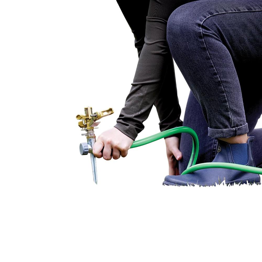 Silverline Spiked Impulse Sprinkler