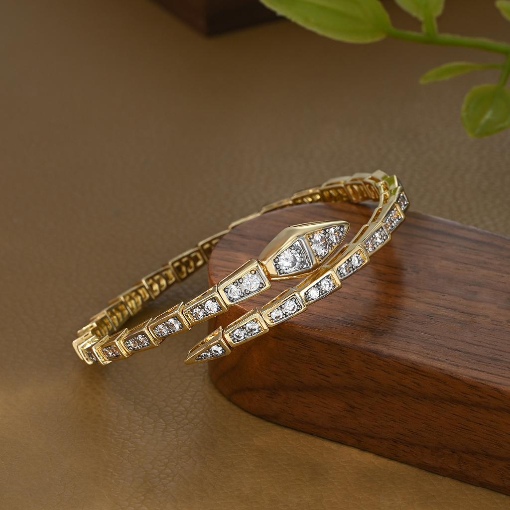 Two-color Micro-inlaid Zircon Snake Bone Bracelet Bracelet, Light Luxury and High-end Snake-shaped Open Hand Jewelry