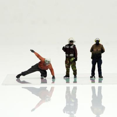 Figreal 1/72 Scale U.S. NAVY (1) BN3 3-piece Pre-painted Figure, Deck Worker, U.S. Navy Flight Deck Crew, Rainbow Gang, Brown