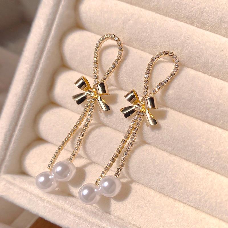 2024 New Bow Design: Silver & Pearl Tassel Stud Earrings for Women