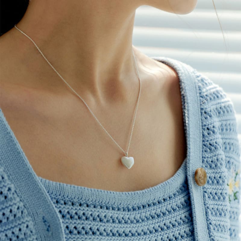 Murmur [925silver]Krossad pärla hjärta halsband