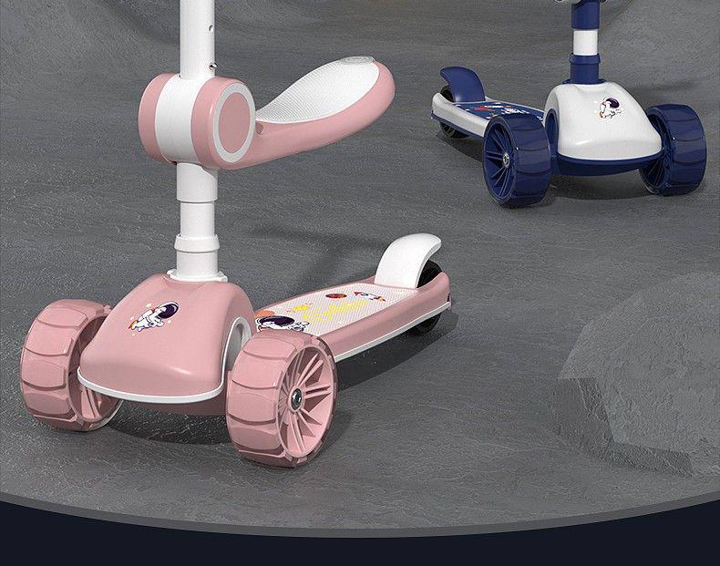 Dětská koloběžka 3 v 1: Posaď se, jeď a zatáčej s hudbou a světly pro děti ve věku 3-12 let.