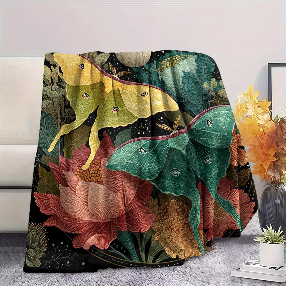 

Butterfly Print Flannel Blanket, High quality Comfortable for All Seasons, Home Decor, Warmth and Comfort, Perfect for Christmas Gifts 80cm x 120cm