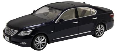 Fujimi Model Inch Up Series Toyota Lexus LS600hL Model 2010 Plastic Model ID7 1/24 Nr.7