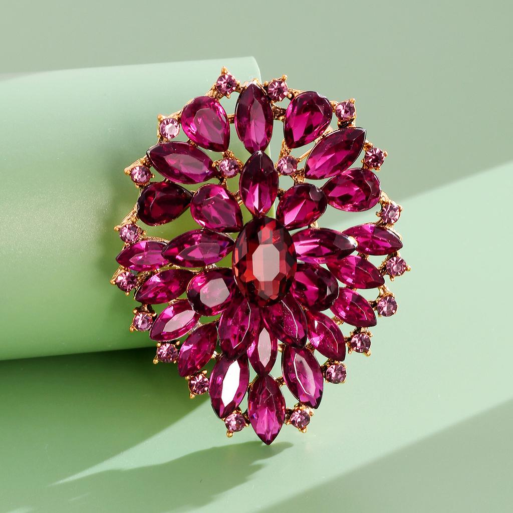 Fashion Rhinestone Crystal Flower Shape Brooches For Women Clothing Coat Jeweley Accessries Gifts