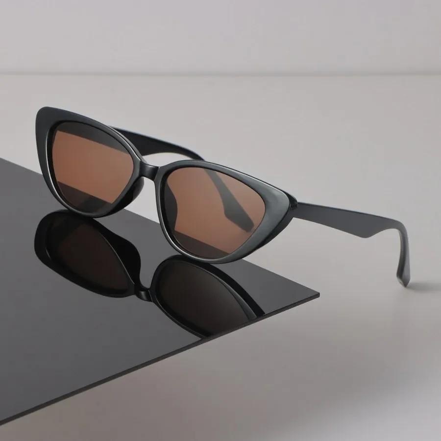 

Модные круглые солнцезащитные очки Женские Мужские Ретро Роскошные Минималистичные Стильные очки Повседневные Личность Other