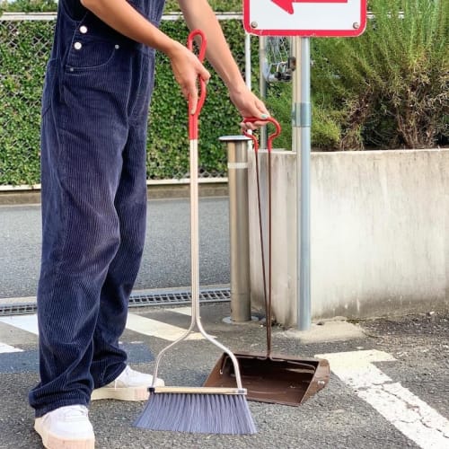 Dulton Smiley Set Long Handle Dustpan & Broom Set, Brown/Ivory