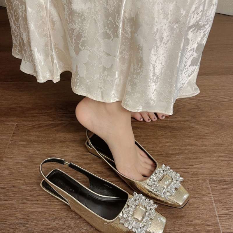 Women's bag head sandals women's summer wear new Korean version of rhinestone French temperament fairy style silver thick heel shoes