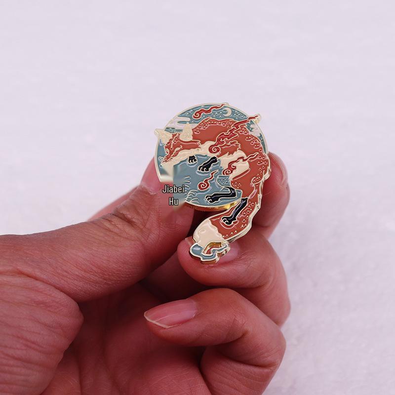 Retro Japanese Fire Fox Metal Brooch Badge