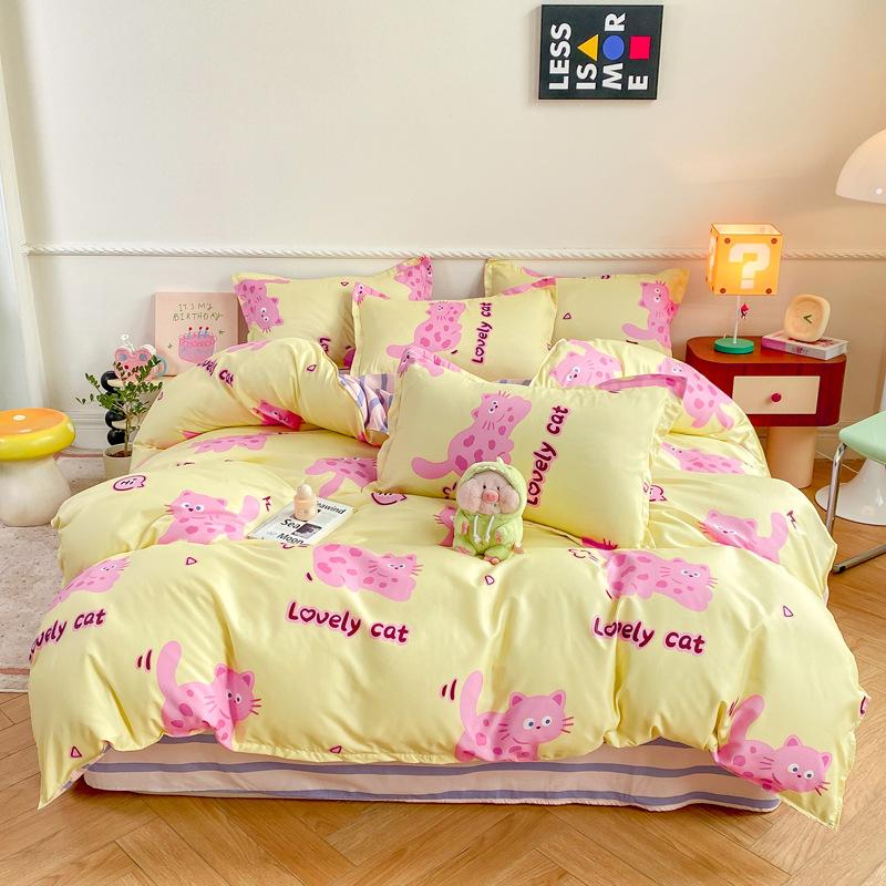Dormitory Cartoon Printing Three-piece Set, Small Fresh Bed Sheet Quilt Cover, Skin-friendly Four-piece Set