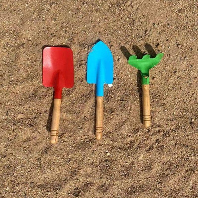 Children's Beach Toy Set: Iron Shovel and Bucket for Sand and Gardening