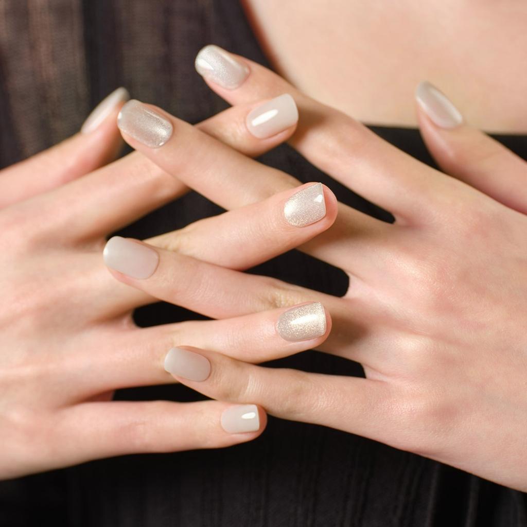 Magic Press Glimming Gray (Regelmäßige Runde)