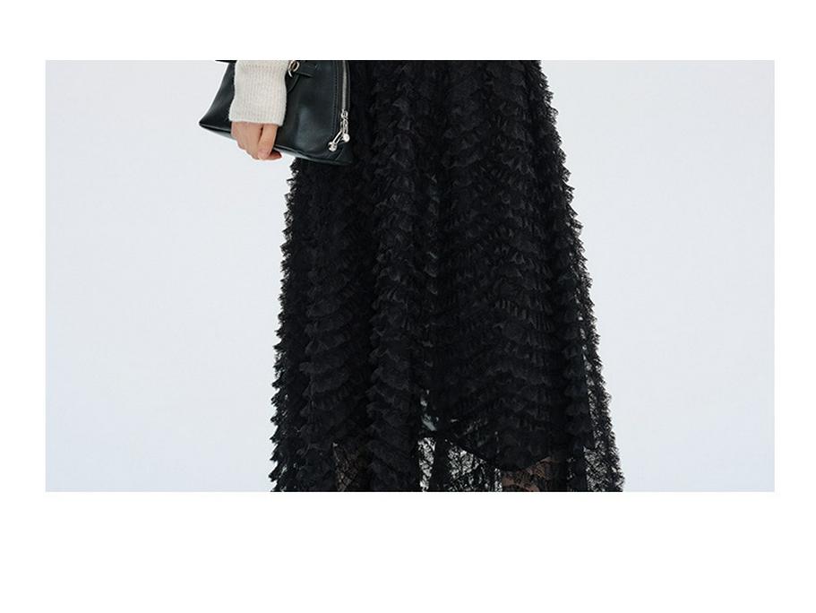 Elegant Women's French Mesh Layered Lace Skirt - New Spring Arrival, Mid-length with Wide Hem and Slimming Fluffy Design