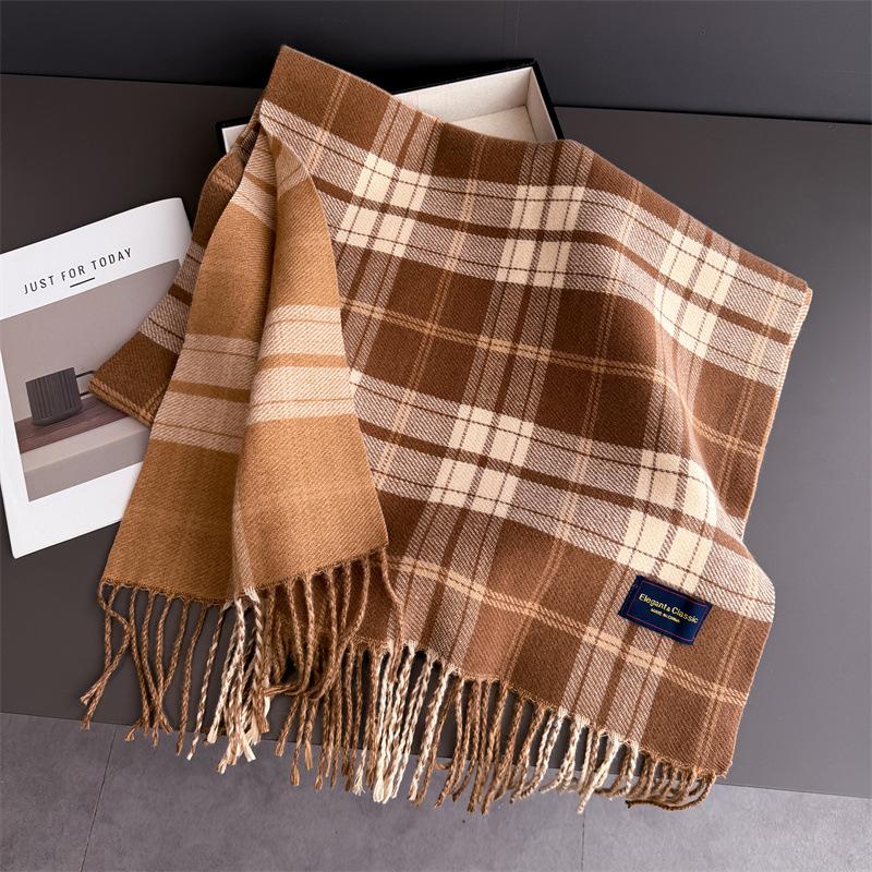 Autumn And Winter Retro Atmosphere Warm Scarf Women'S Shawl Versatile Commuter Fringed Fine Sand Imitation Cashmere Scarf