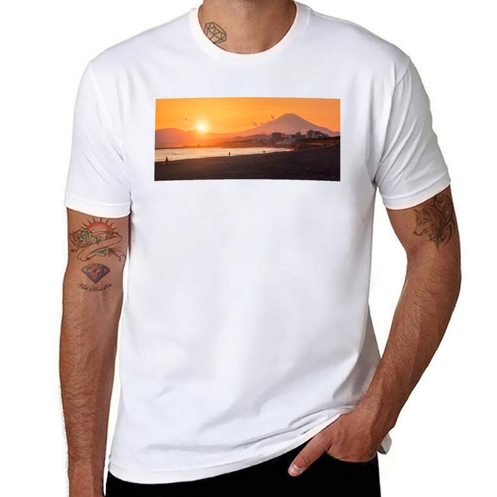 Sunset with Mount Fuji from Chigasaki Beach in Japan T-Shirt Soft Basic Cotton Short Sleeve Tee