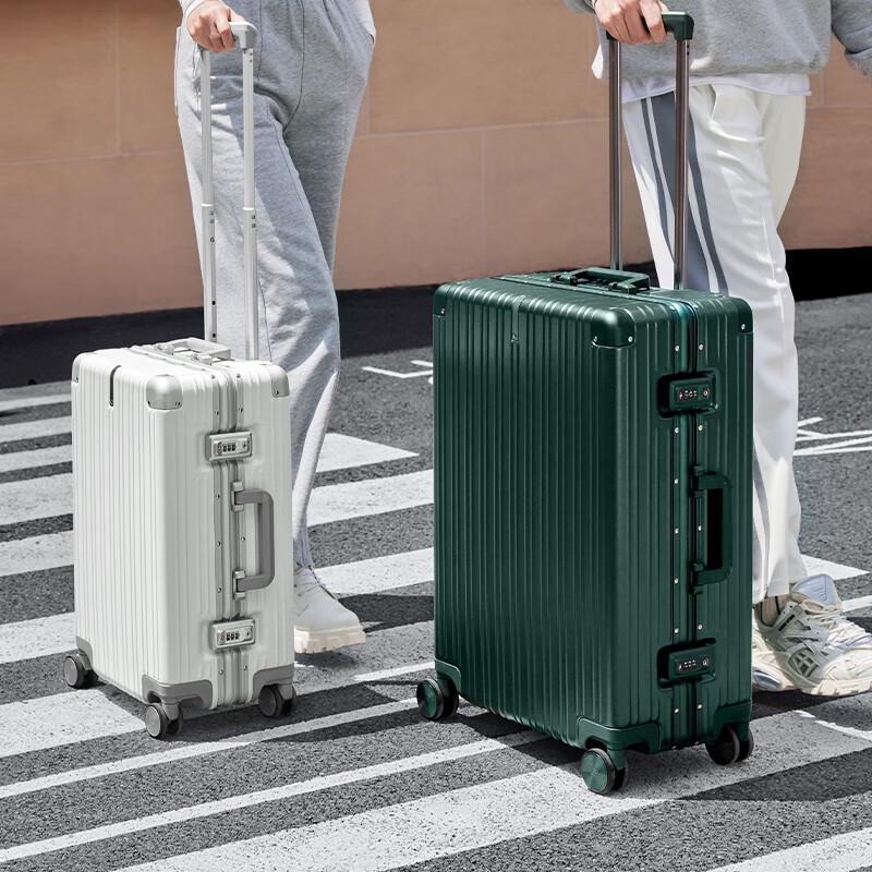 90FUN Aluminum Frame Hardshell Suitcase