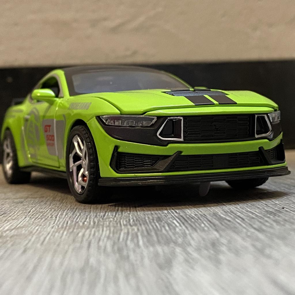 1:32 Ford Mustang Shelby GT500 Coupe Alloy Metal Diecast Model Car Sound And Light Pull Back Children's Toy Car Mini GT Present
