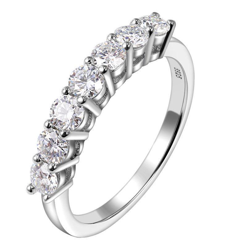 Elegant Moissanite Fashion Ring in S925 Sterling Silver