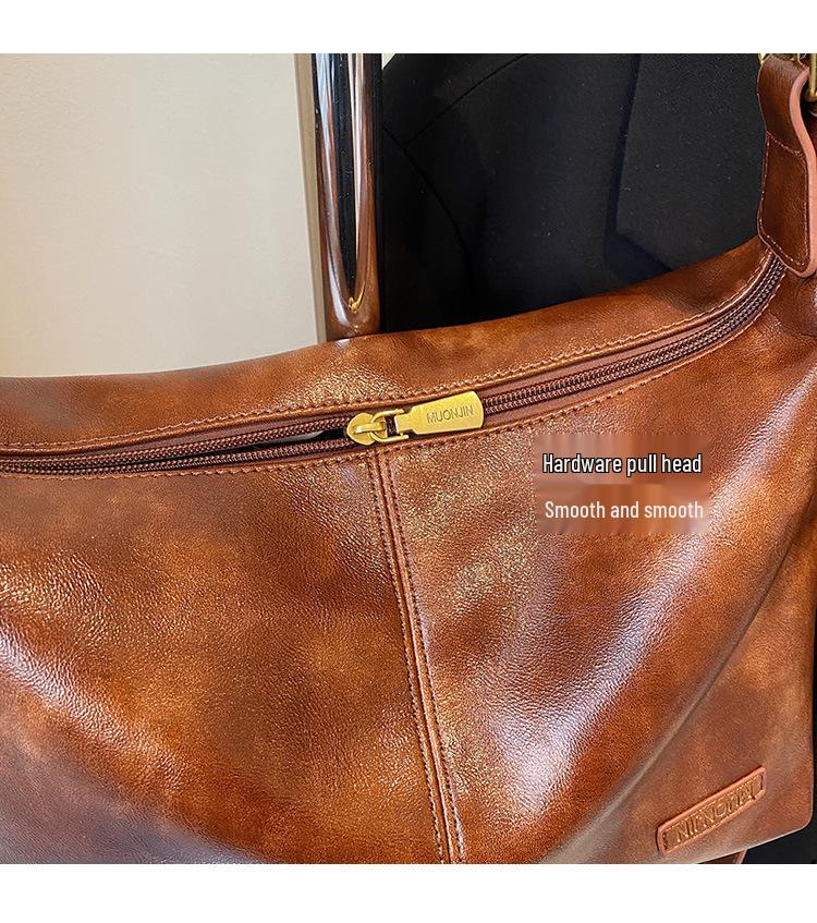 Women's Retro Versatile Large-Capacity Crossbody Tote Bag