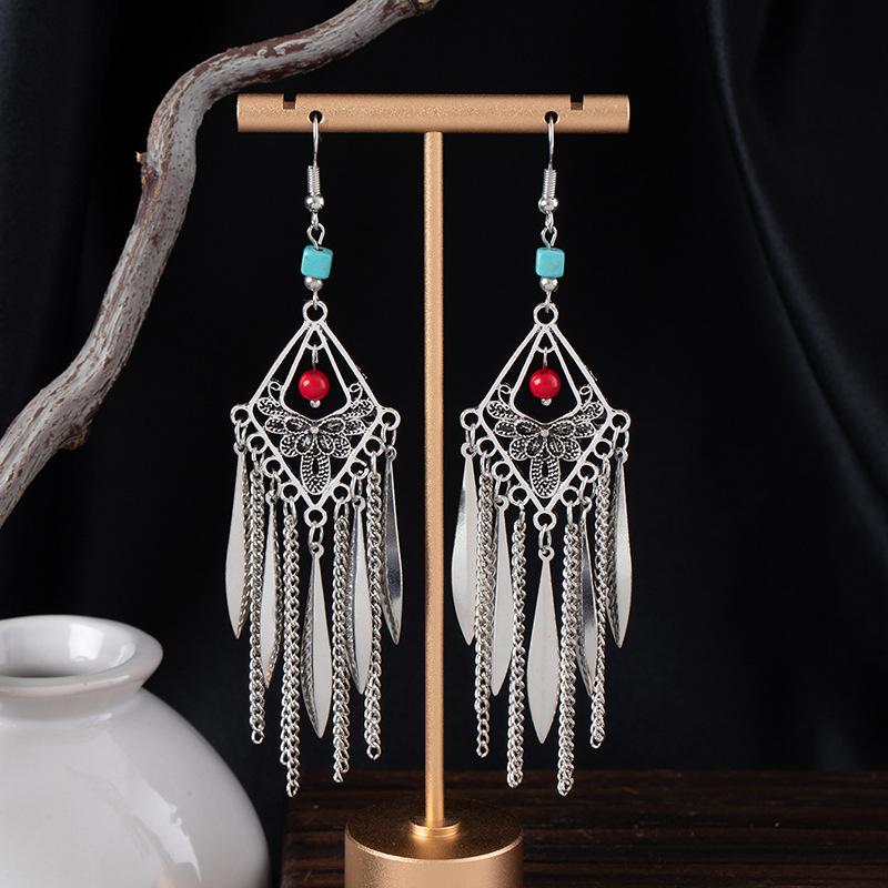 Ethnic Style Imitation Silver Earrings, Female Lotus Seed Lotus Tassel Fashion Versatile Earrings, Super Fairy Long Earrings, Attractions