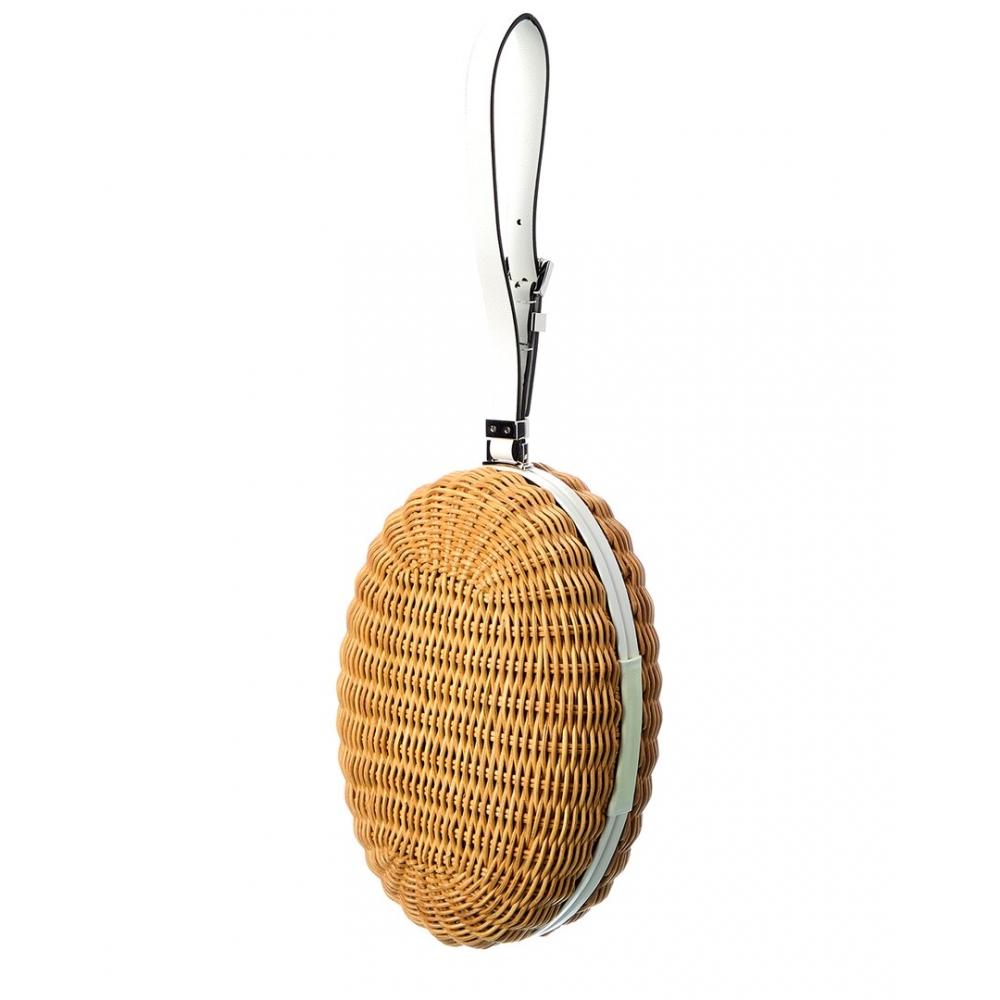 

Ремешок Michael Kors Collection Minaudiere из соломенной кожи, белый