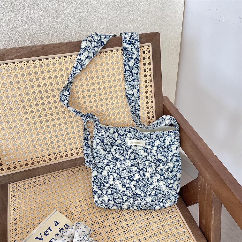 Broken Flower Canvas Bag, Shoulder Messenger Bag, Commuter Bucket Bag, Ethnic Style Pattern Armpit Bag.