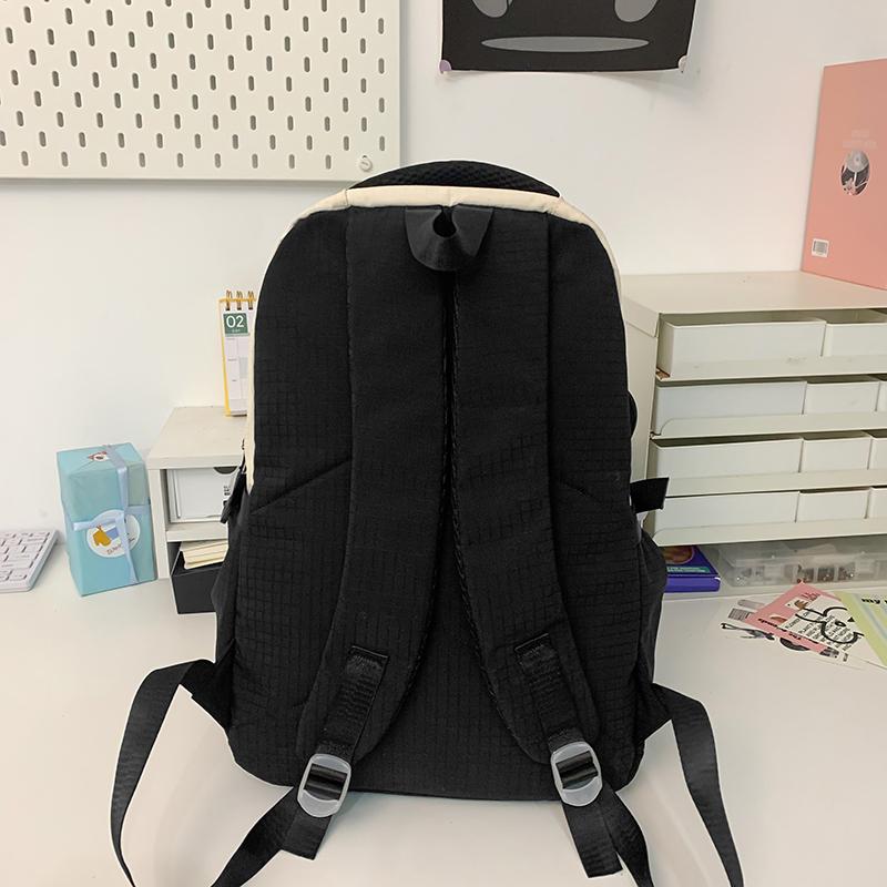 Женский рюкзак с цветными блоками — фото 9