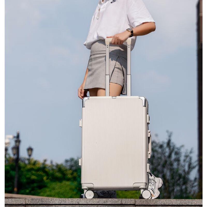Multi-functional Travel Luggage with Phone Holder