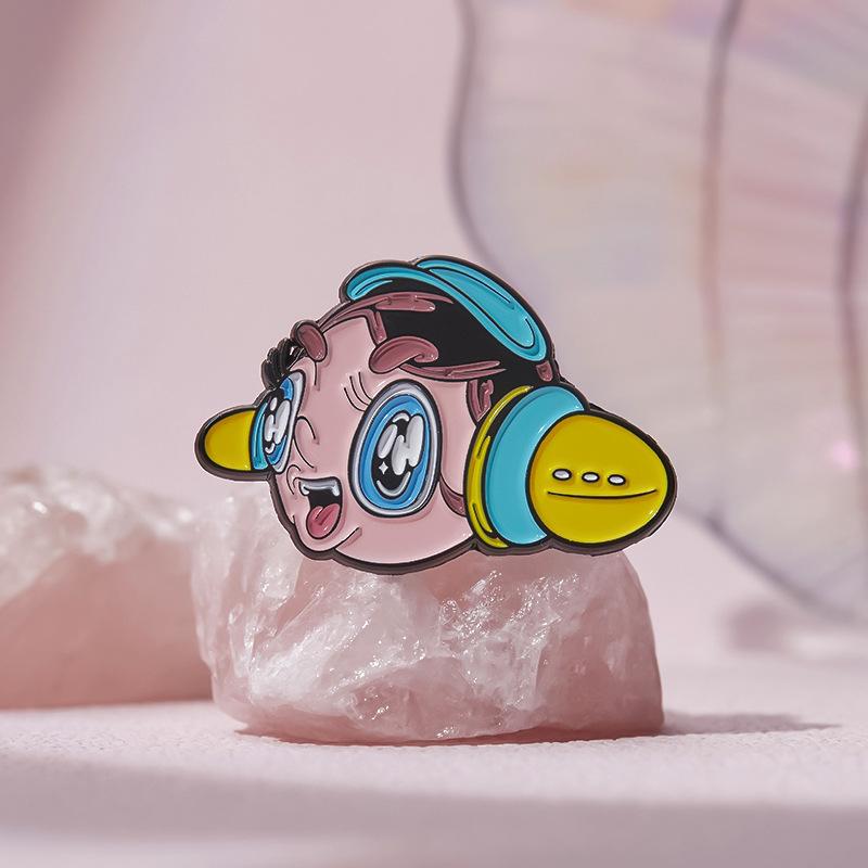Character Delightful Anime Brooch In Alloy Material With Cute Bow And Lip Inspired Design