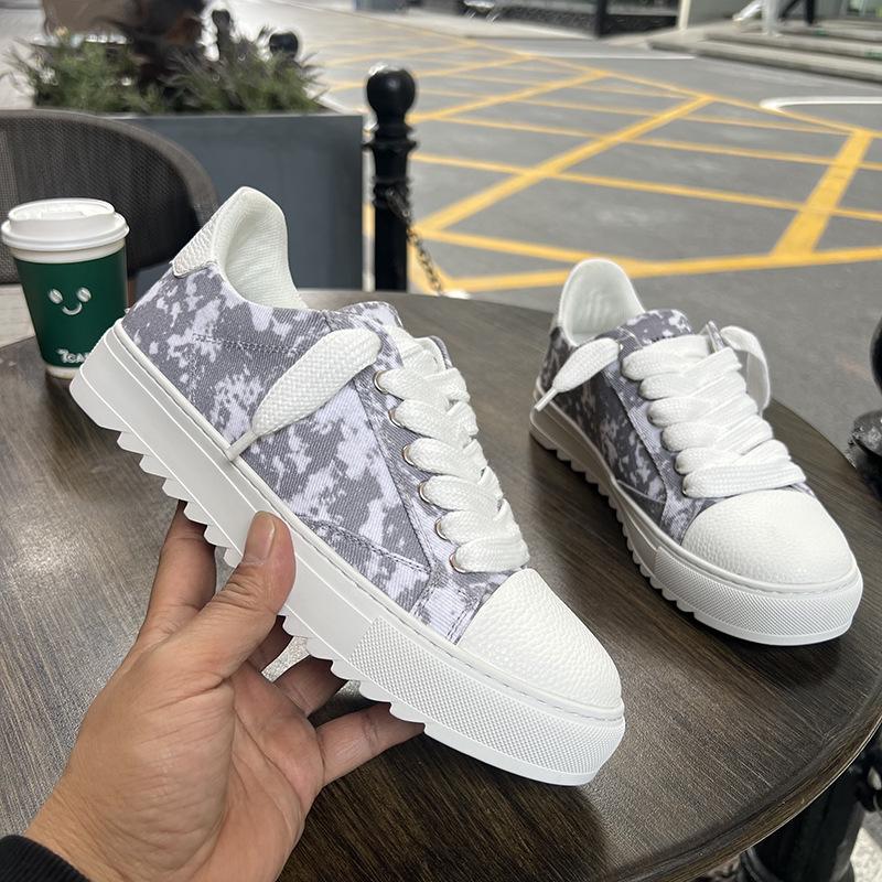 Scarpe Casual da Skateboard da Uomo Europee Versatili con Suola Spessa e Lacci