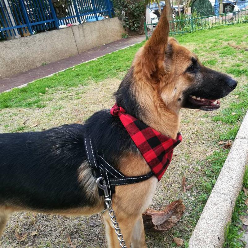 Classic Red Black Plaid Pet Dog Bandana Cat Puppy Pet Dog Accessories Pet Neckerchief Scarf Dog Saliva Towel