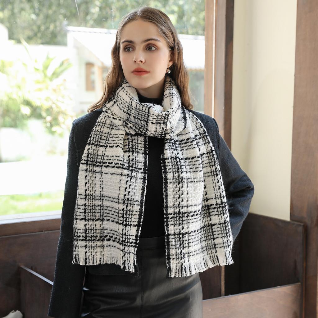 Light luxury black and white woven wool scarf autumn and winter women's simple high-end temperament trendy shawl