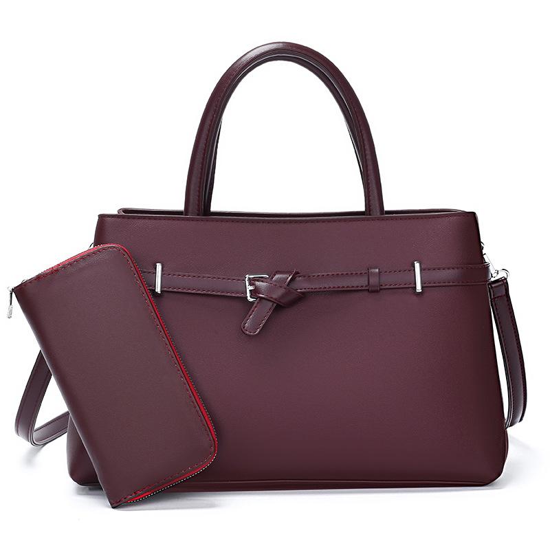 New Retro Tote Handbag with Large Capacity, High-end Feel, Fashionable Commuting Women's Bag