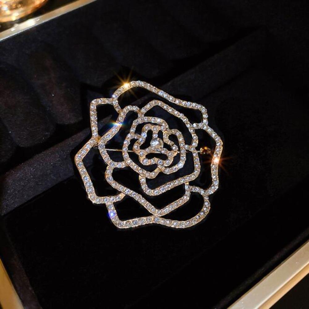 Badge Hollow Camellia Brooch Korean Style Rhinestone Brooch Temperament Suit Collar Pin  Decoration