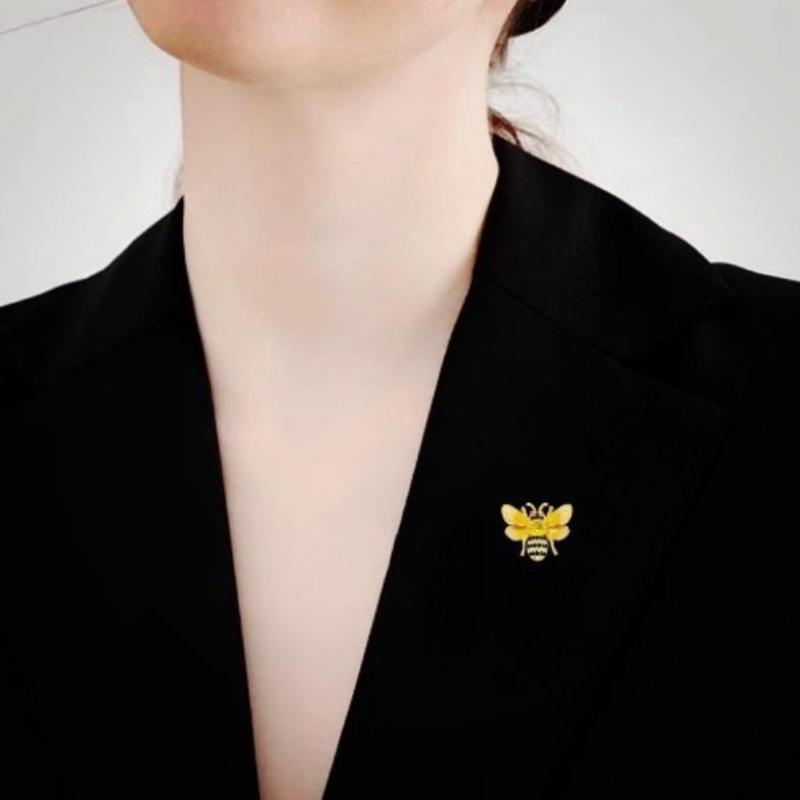 

Cute Insect Little Bee Zircon Brooches For Women Clothing Coat Jewelry Accessries Gifts 1Pc