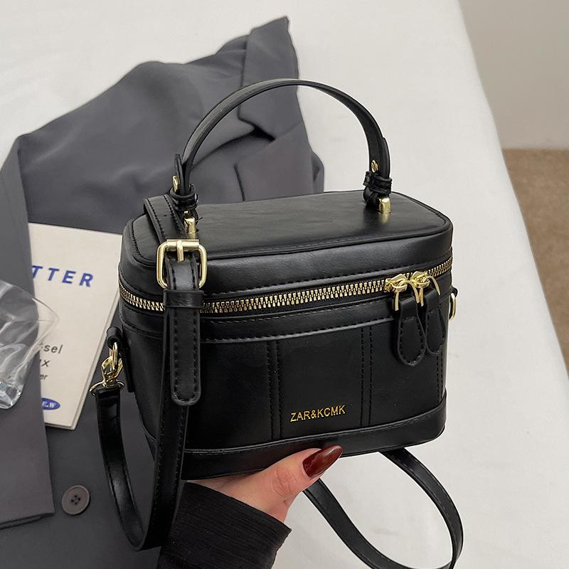 Diesjähriger beliebter Nischen-Modetrend Temperament tragbare Box-Tasche Koreanische Pendler vielseitig hoher Sinn Umhängetasche Damen